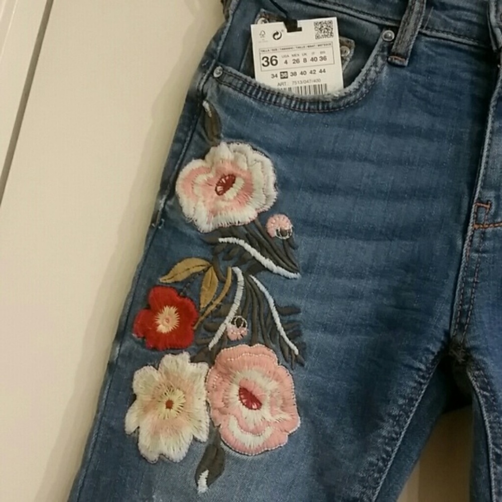 Zara The Skinny in Helen embroidered jeans 4 NWT - Picture 5 of 8